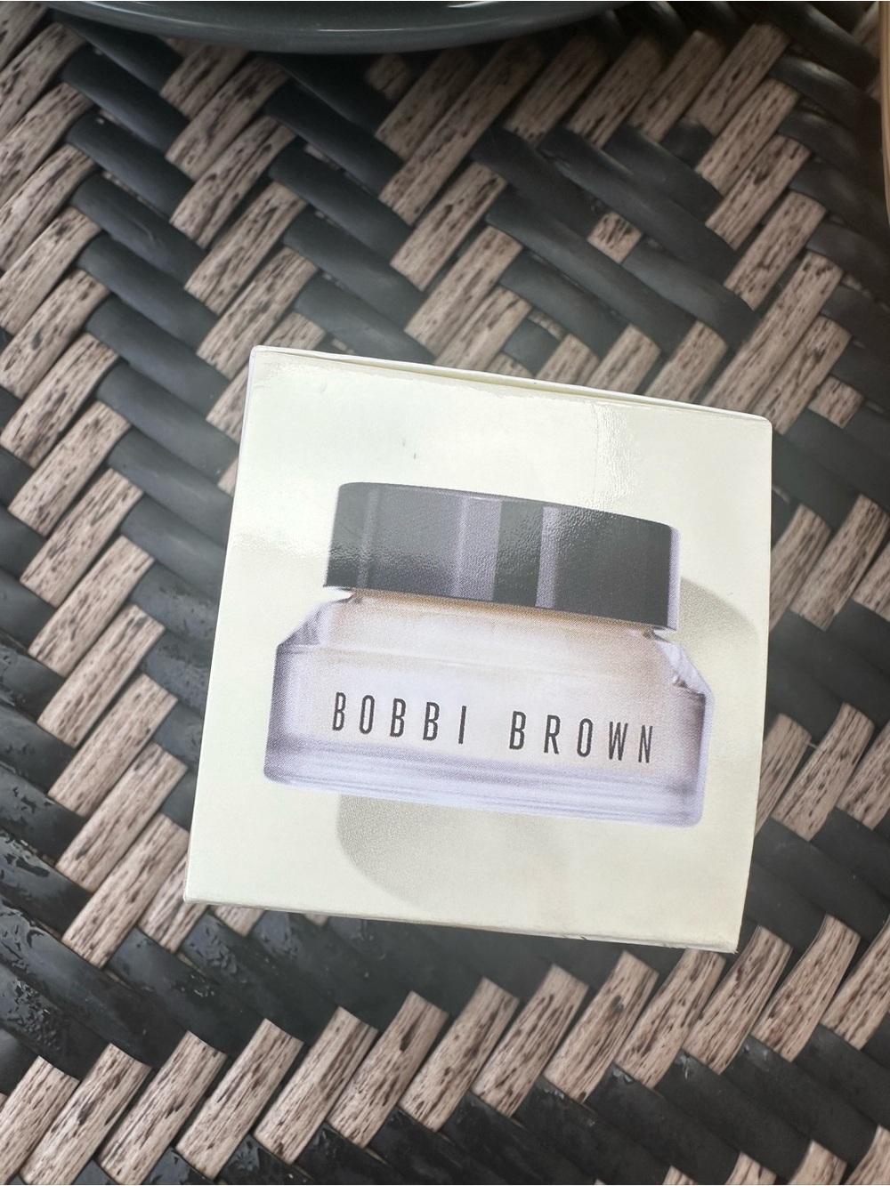 New Bobbi Brown Vitamin Enriched Eye Base Primer & Moisturizer